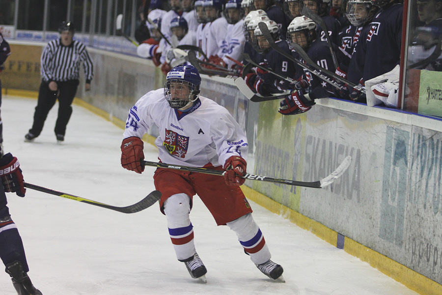 9.2.2012 - (USA U18-Tsekki U18)