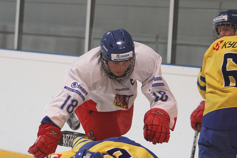 11.2.2012 - (Tsekki U18-Ruotsi U18)