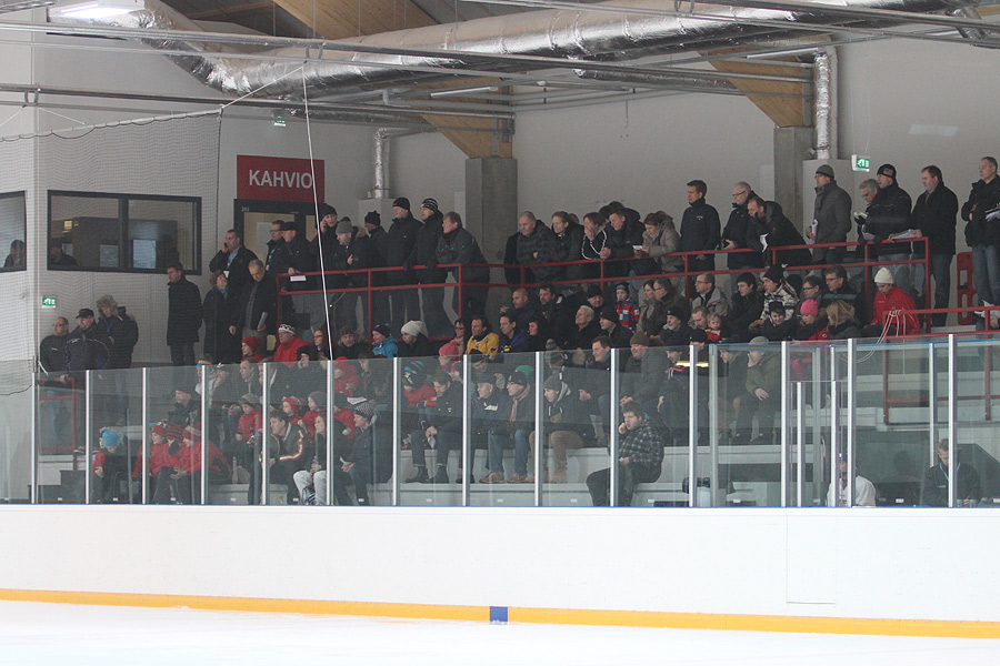 11.2.2012 - (Tsekki U18-Ruotsi U18)