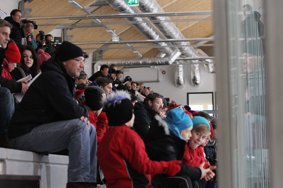 11.2.2012 - (Tsekki U18-Ruotsi U18)