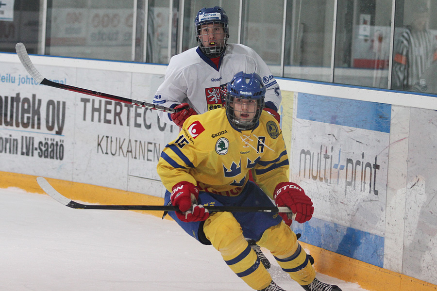 11.2.2012 - (Tsekki U18-Ruotsi U18)