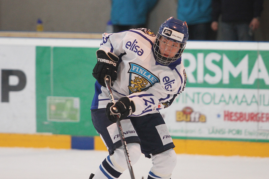 11.2.2012 - (Suomi U18-USA U18)