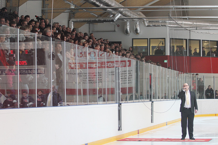 11.2.2012 - (Suomi U18-USA U18)