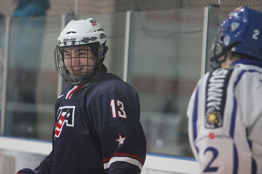 11.2.2012 - (Suomi U18-USA U18)