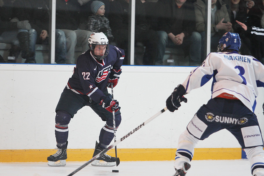 11.2.2012 - (Suomi U18-USA U18)