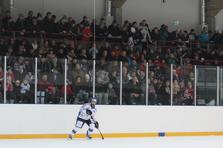 11.2.2012 - (Suomi U18-USA U18)