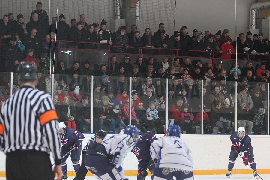 11.2.2012 - (Suomi U18-USA U18)