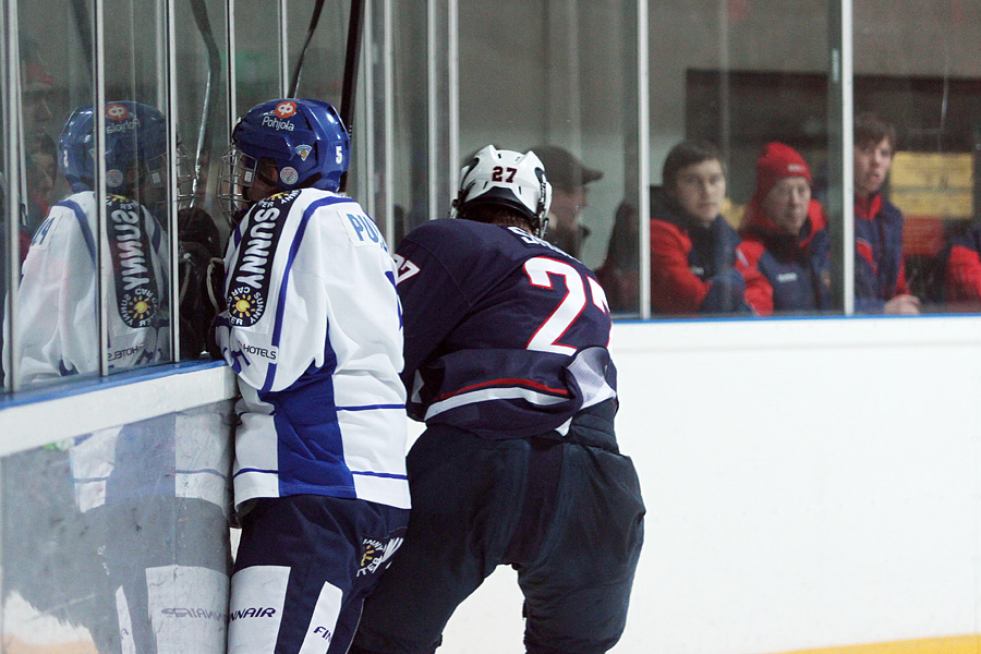 11.2.2012 - (Suomi U18-USA U18)