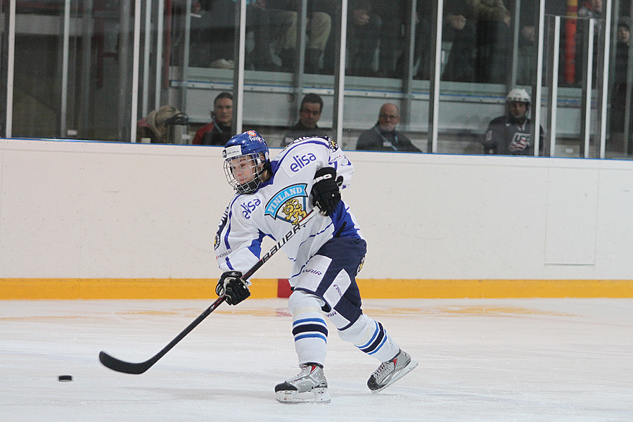 11.2.2012 - (Suomi U18-USA U18)