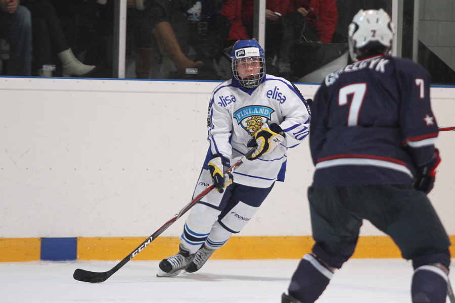 11.2.2012 - (Suomi U18-USA U18)