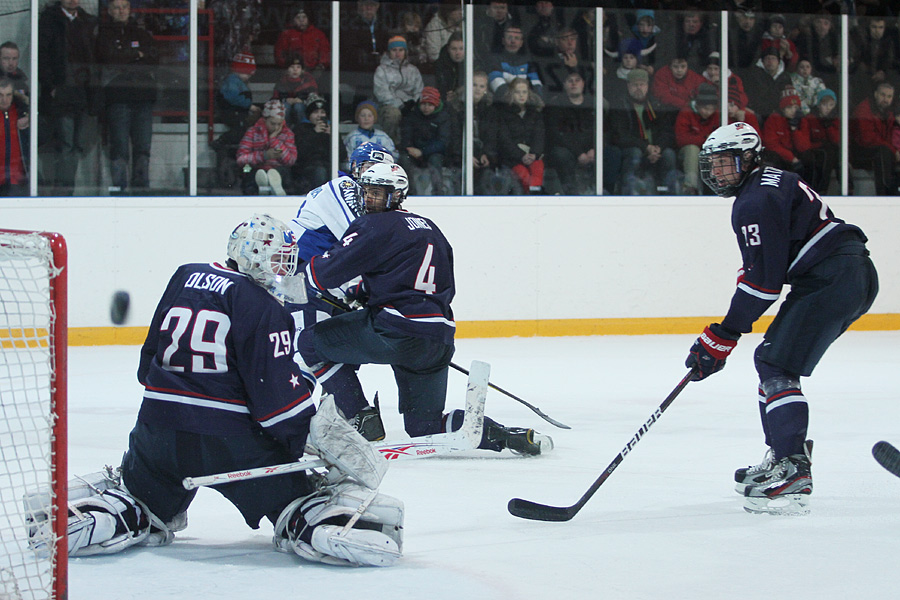 11.2.2012 - (Suomi U18-USA U18)