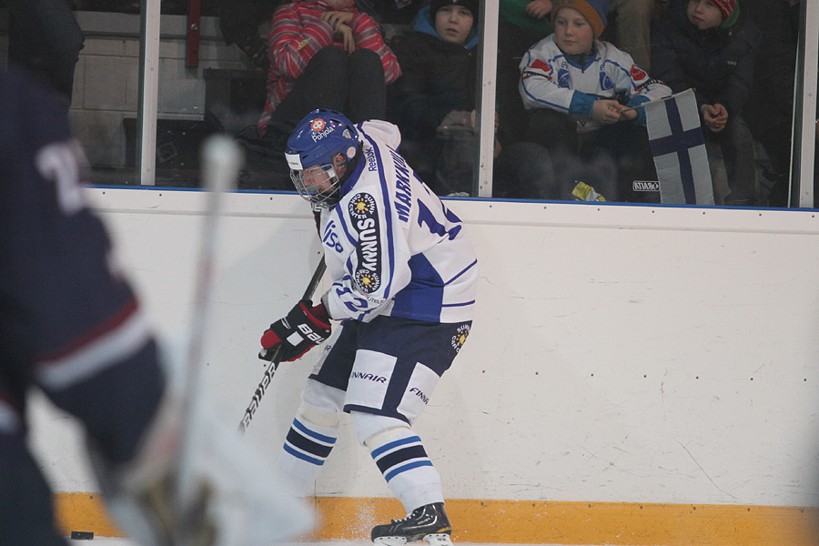 11.2.2012 - (Suomi U18-USA U18)