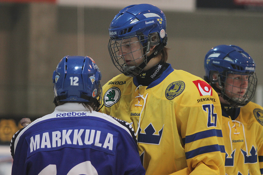 12.2.2012 - (Suomi U18-Ruotsi U18)