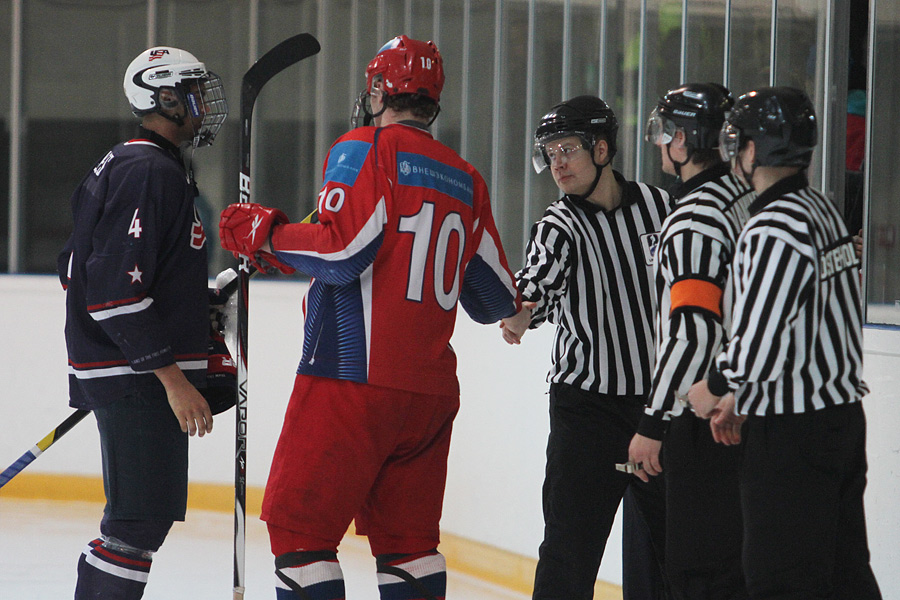 12.2.2012 - (USA U18-Venäjä U18)