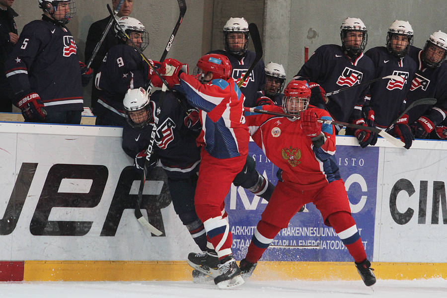 12.2.2012 - (USA U18-Venäjä U18)