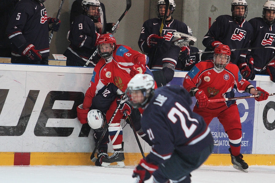 12.2.2012 - (USA U18-Venäjä U18)