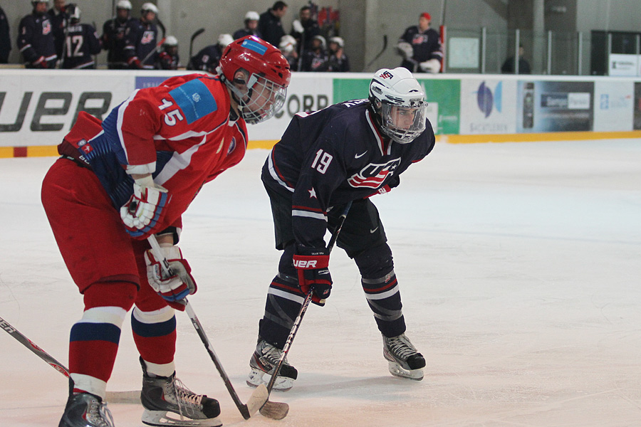 12.2.2012 - (USA U18-Venäjä U18)