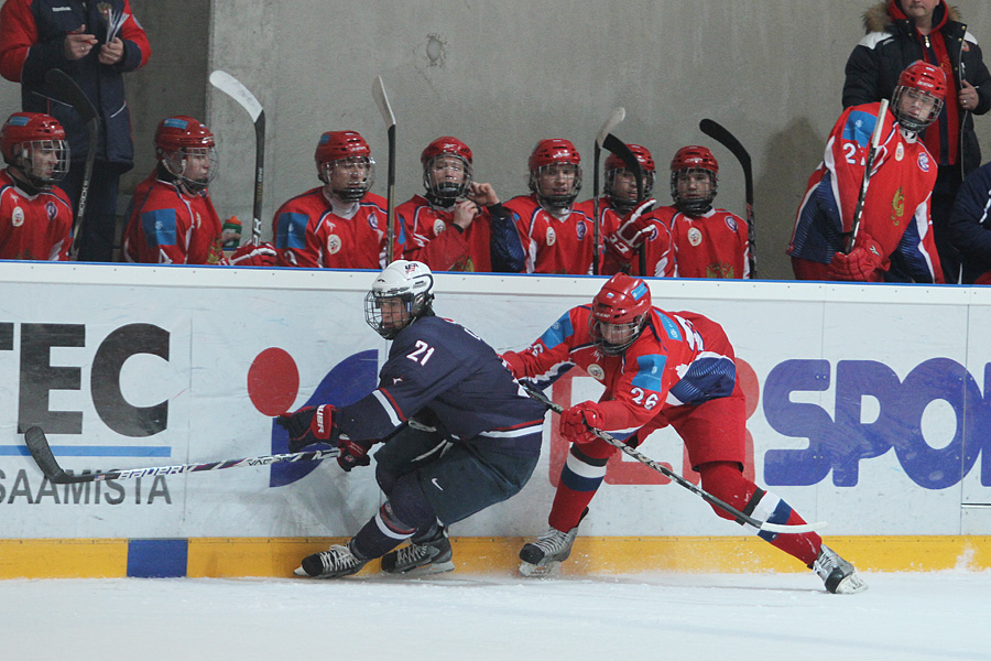 12.2.2012 - (USA U18-Venäjä U18)