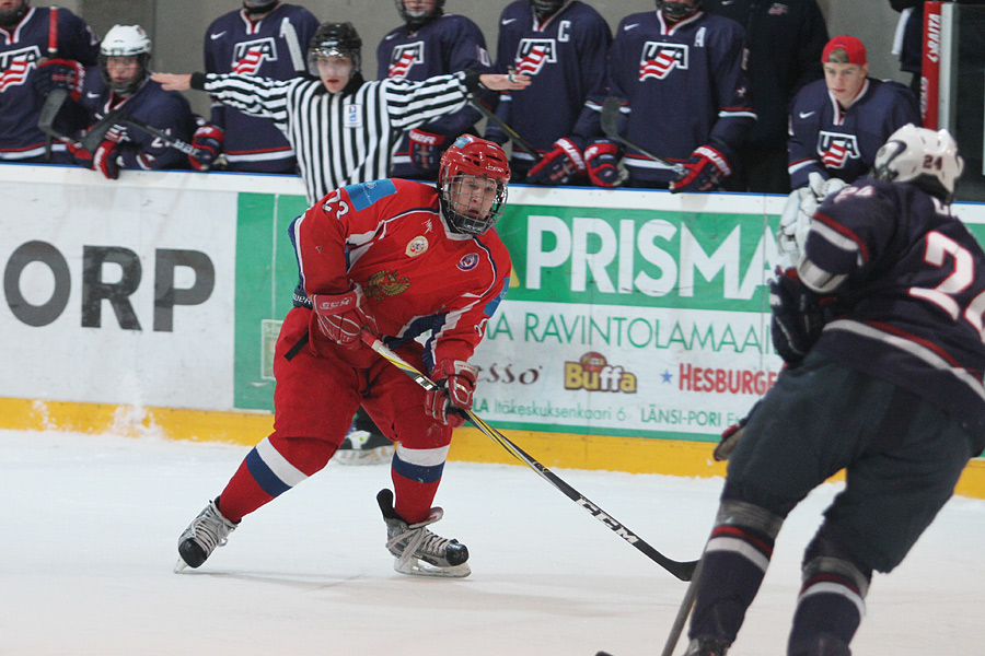 12.2.2012 - (USA U18-Venäjä U18)