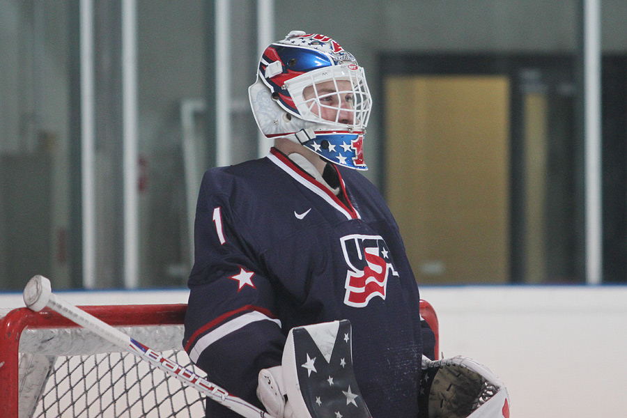 12.2.2012 - (USA U18-Venäjä U18)