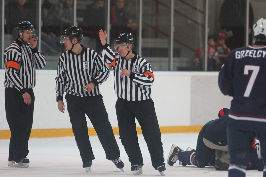 12.2.2012 - (USA U18-Venäjä U18)