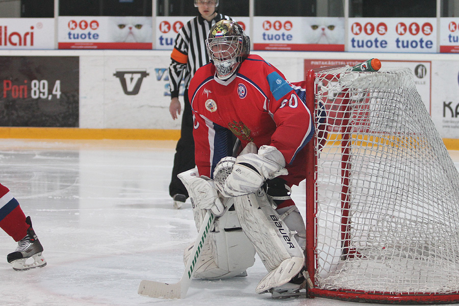 12.2.2012 - (USA U18-Venäjä U18)