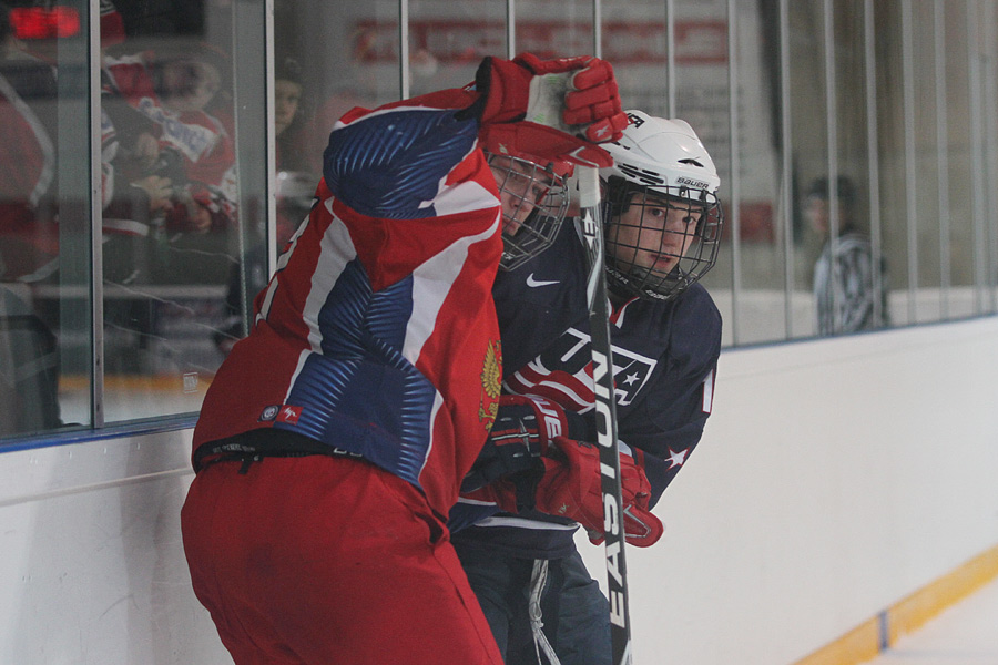 12.2.2012 - (USA U18-Venäjä U18)