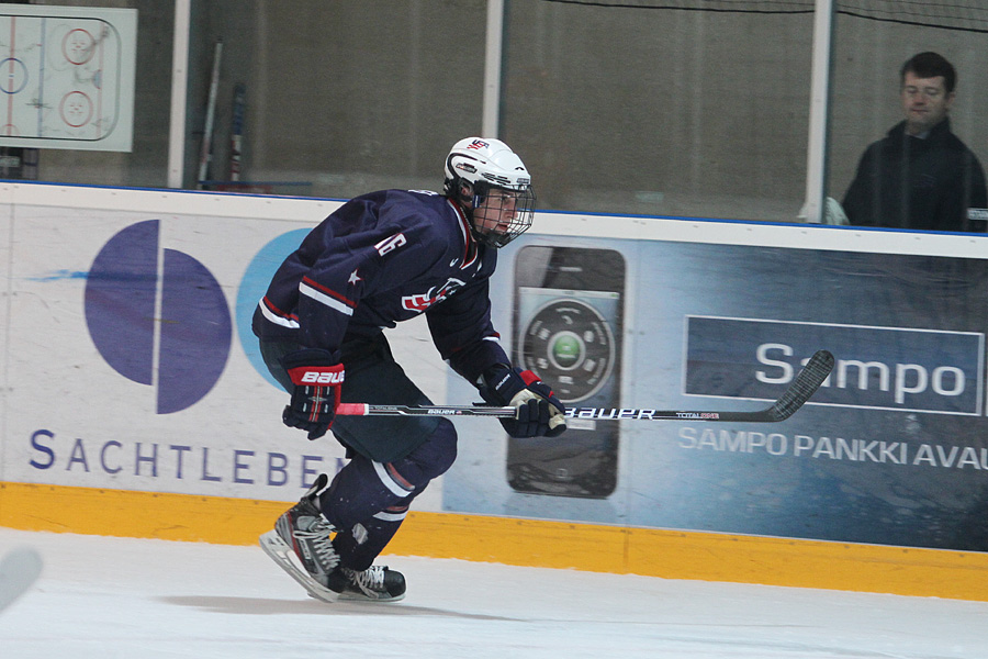 12.2.2012 - (USA U18-Venäjä U18)