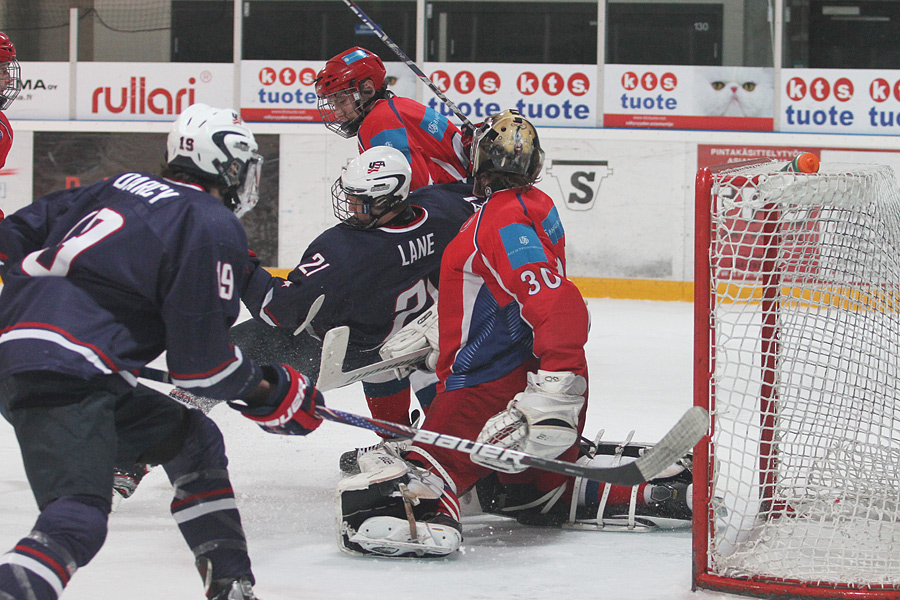 12.2.2012 - (USA U18-Venäjä U18)