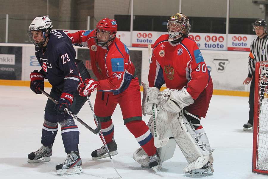 12.2.2012 - (USA U18-Venäjä U18)