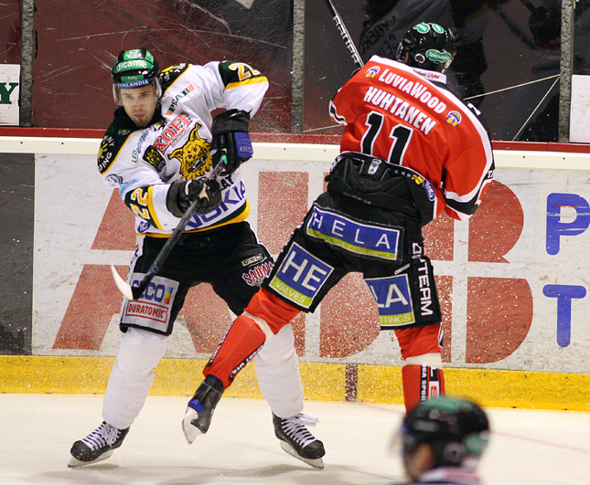 5.12.2009 - (Ässät-Ilves)