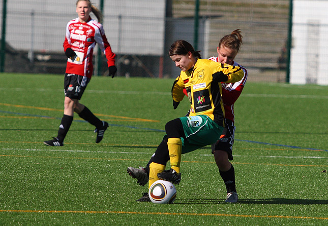 24.4.2010 - (NiceFutis N-Ilves N)