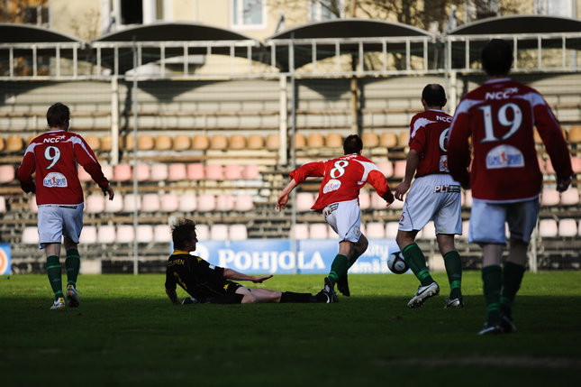 12.5.2010 (TPV-FC Honka)