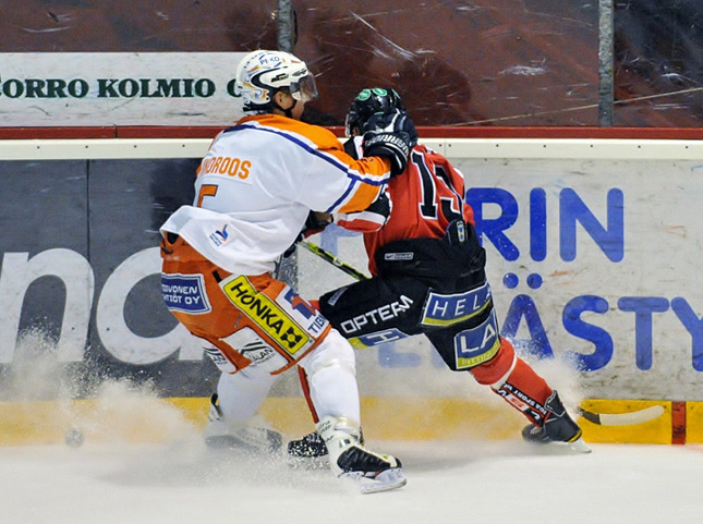 3.11.2010 - (Ässät A-Tappara A)