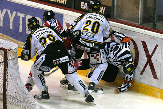 19.11.2005 - (Ässät-Ilves)