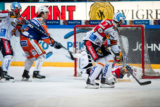 19.2.2011 - (Tappara-Jokerit)