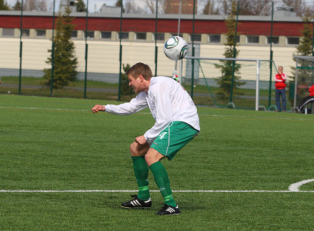 30.4.2011 - (FC Jazz-Tampereen Palloveikot)