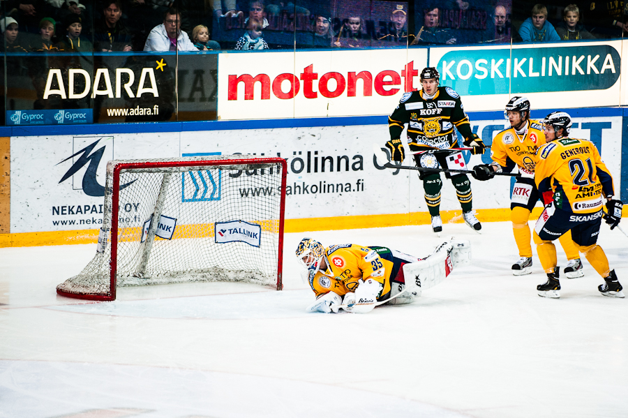 16.10.2012 - (Ilves-Lukko)