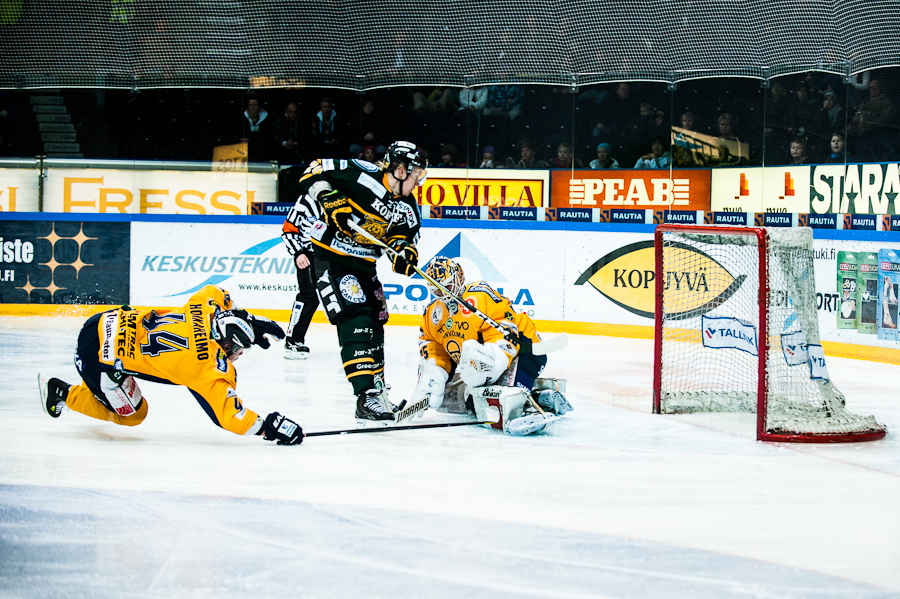 16.10.2012 - (Ilves-Lukko)