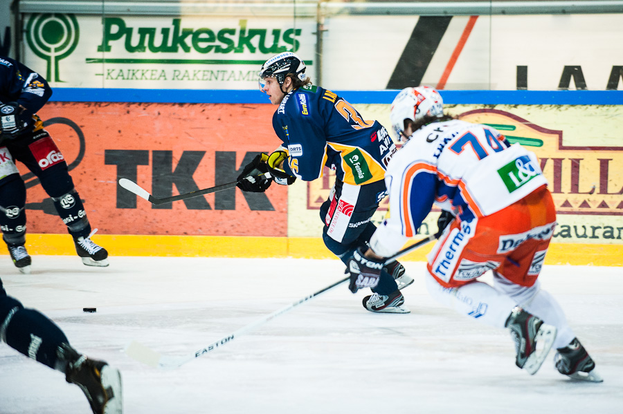 1.12.2012 - (Tappara-Lukko)