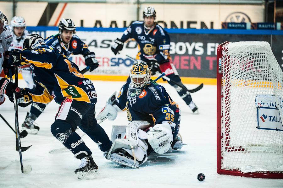 1.12.2012 - (Tappara-Lukko)