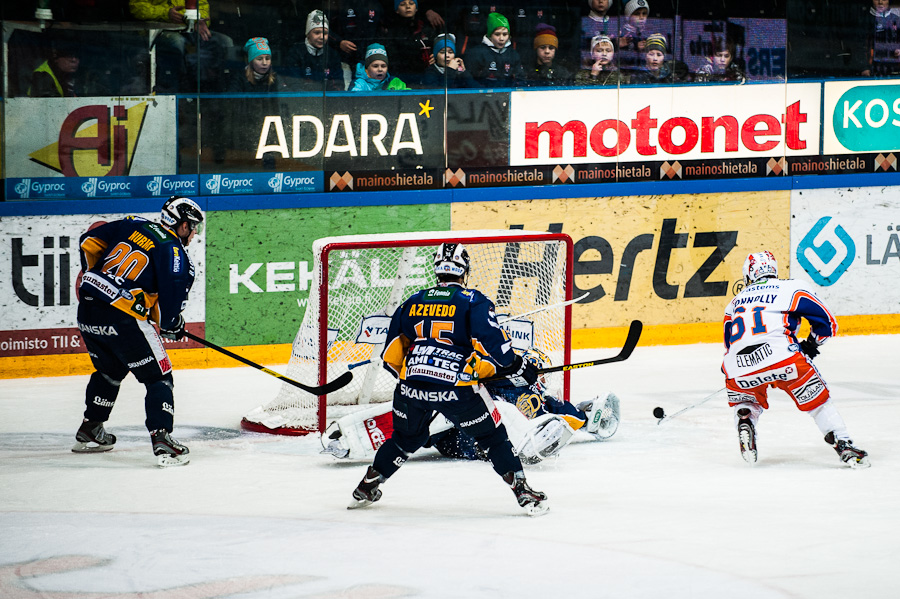 1.12.2012 - (Tappara-Lukko)