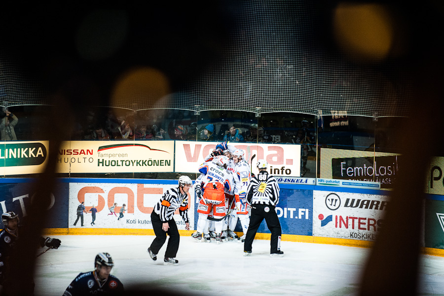 1.12.2012 - (Tappara-Lukko)