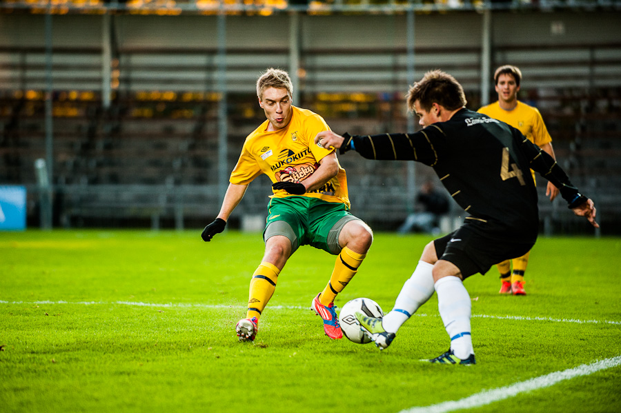 21.9.2012 - (Ilves-P-Iirot)