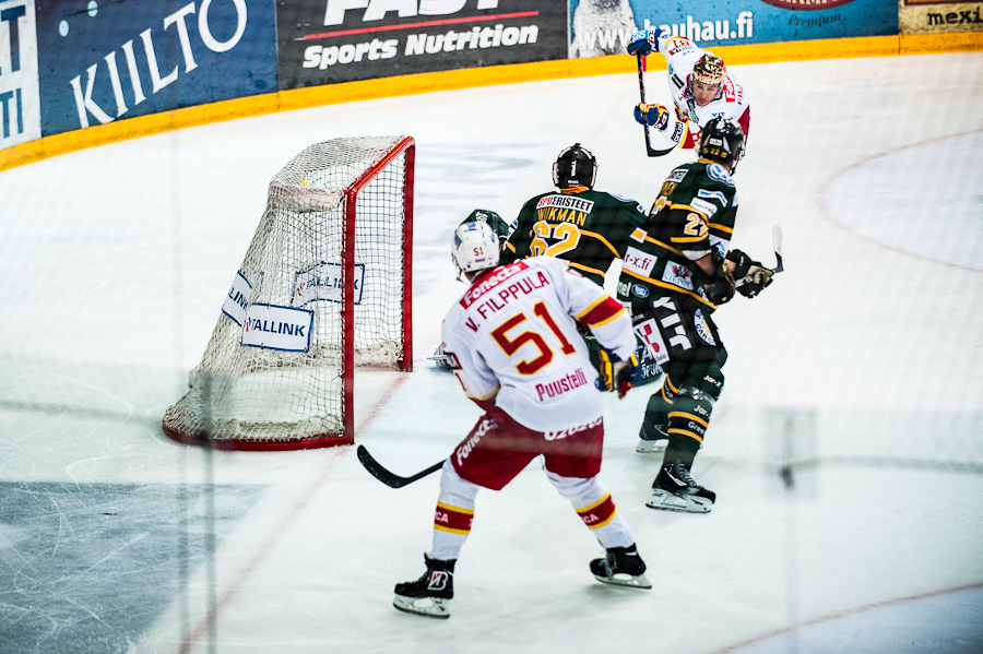 27.9.2012 - (Ilves-Jokerit)