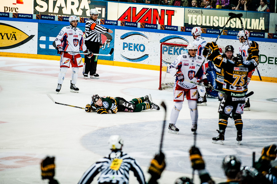 28.9.2012 - (Tappara-Ilves)