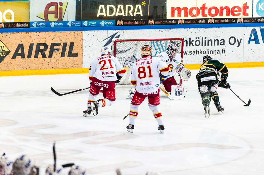 15.1.2013 - (Ilves-Jokerit)