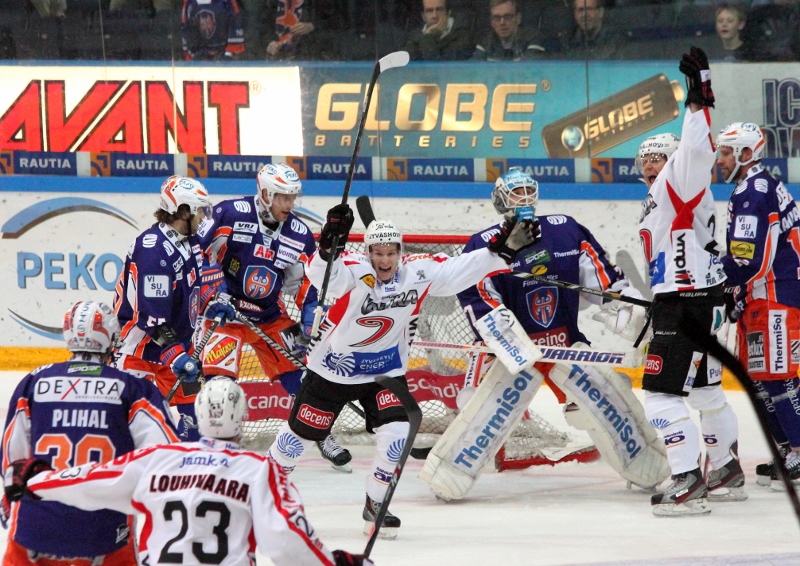 1.10.2013 - (Tappara-JYP)