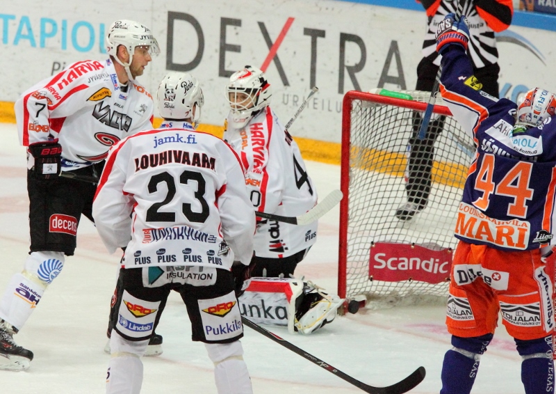 1.10.2013 - (Tappara-JYP)