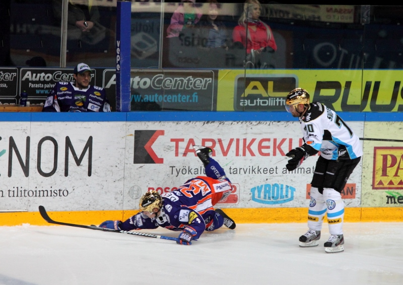 10.10.2013 - (Tappara-Pelicans)